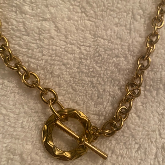 Gold plated necklace 18” chain - Picture 2 of 3